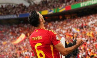 Karneval Evropského poháru, setkání na úzké silnici, odvážní vítězí