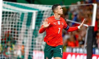Může čtyřicetiletý Cristiano Ronaldo s přesvědčením získat největší fotbalovou slávu?
