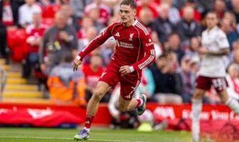 Vítězství Liverpoolu na více frontách přináší některým radost, jiným smutek.