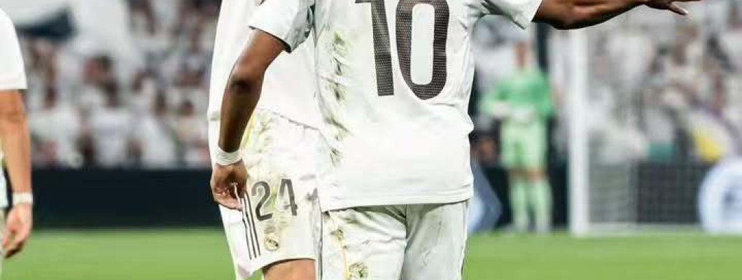 Mbappé slaví své první vítězství v La Lize v dresu Realu Madrid s číslem 10. Mbappé slaví své první vítězství v La Lize v dresu Realu Madrid s číslem 10.