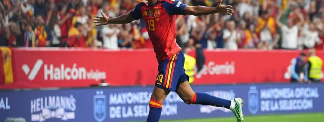 Devatenáctiletý dvojnásobný šampion: Lamine Yamal přepisuje fotbalové dějiny Devatenáctiletý dvojnásobný šampion: Lamine Yamal přepisuje fotbalové dějiny